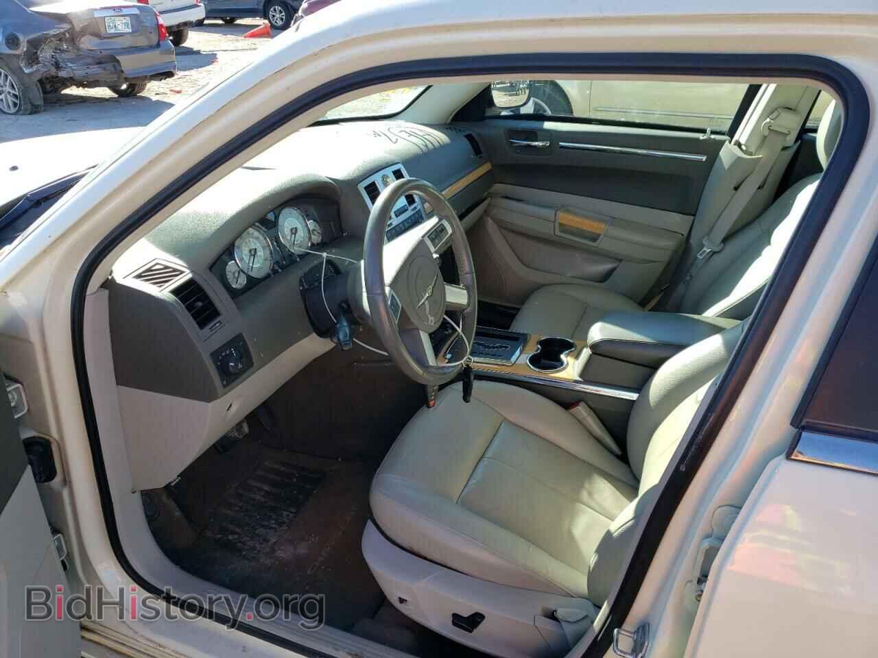 2008 CHRYSLER 300 - VIN: 2C3KA33G08H327770 - Фото 5