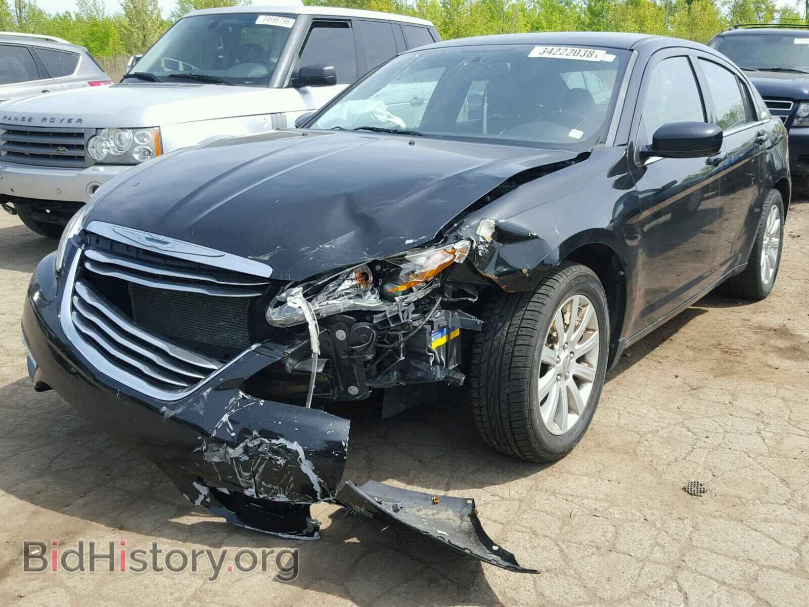 2013 CHRYSLER 200 - VIN: 1C3CCBBB8DN602172 - Photo 2