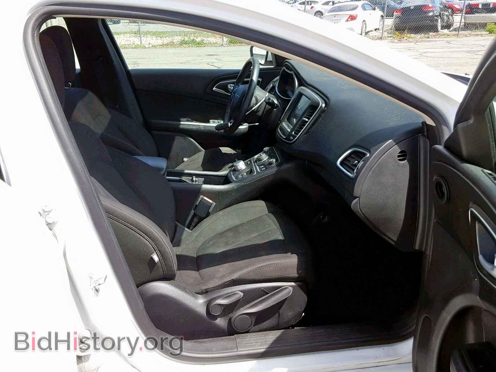 2016 CHRYSLER 200 - VIN: 1C3CCCAB9GN133587 - Photo 5