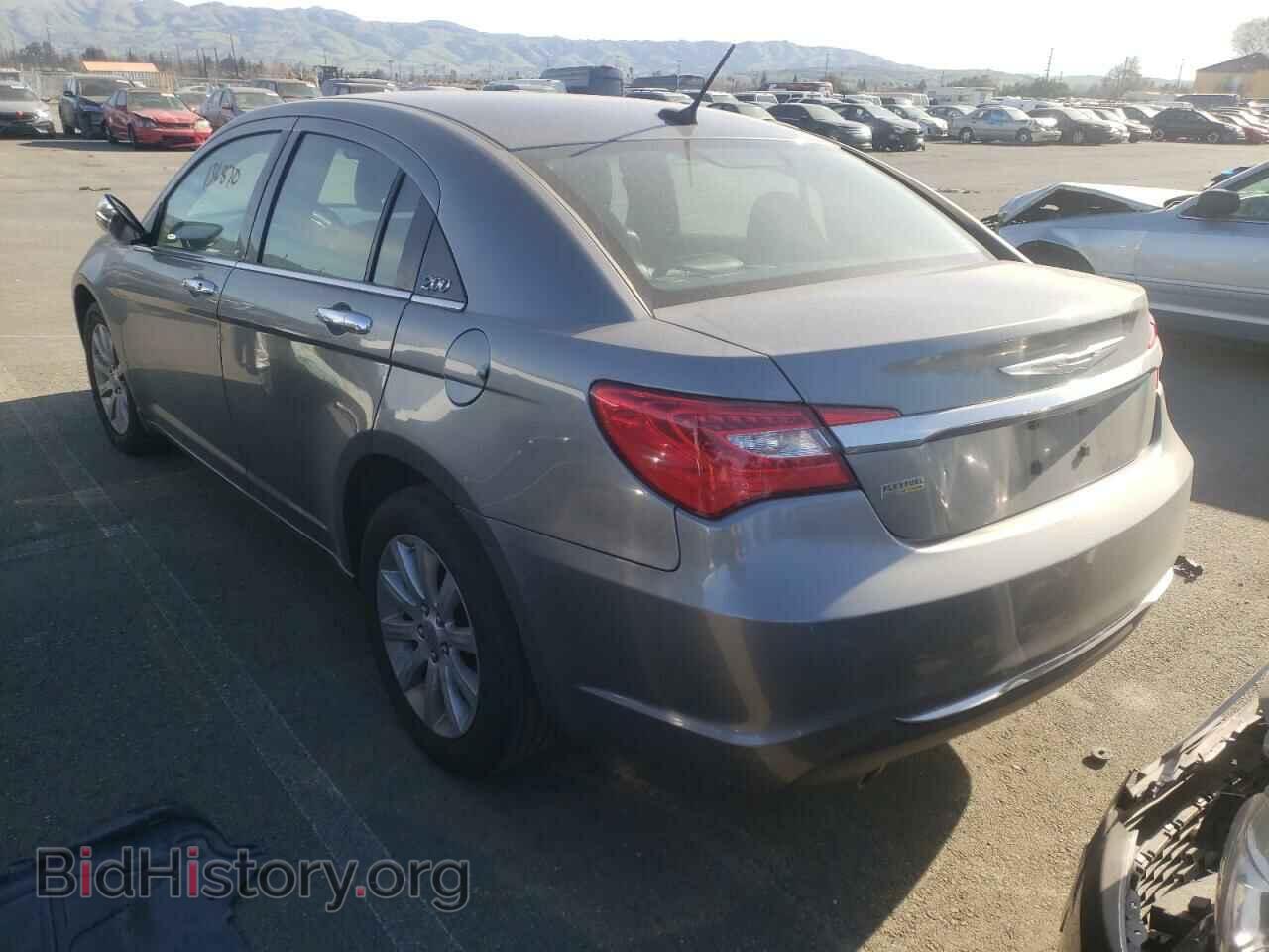 2013 CHRYSLER 200 - VIN: 1C3CCBCG4DN527562 - Фото 3