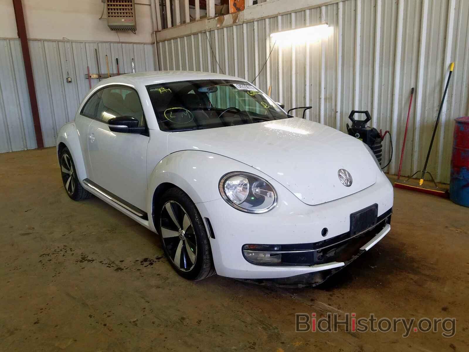 Photo 3VWV67AT8CM616582 - VOLKSWAGEN BEETLE 2012