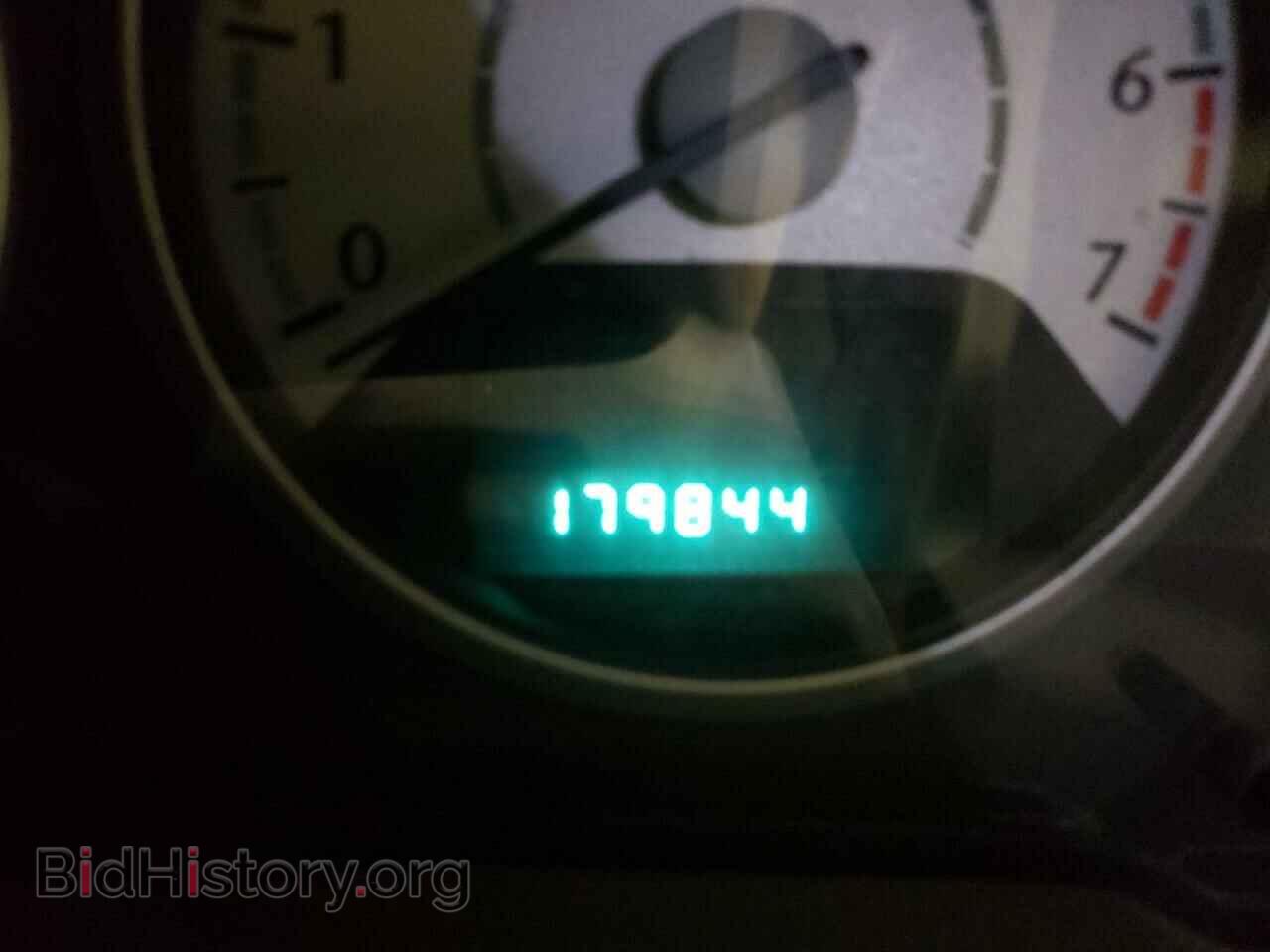 2008 CHRYSLER MINIVAN - VIN: 2A8HR54P18R636885 - Фото 8