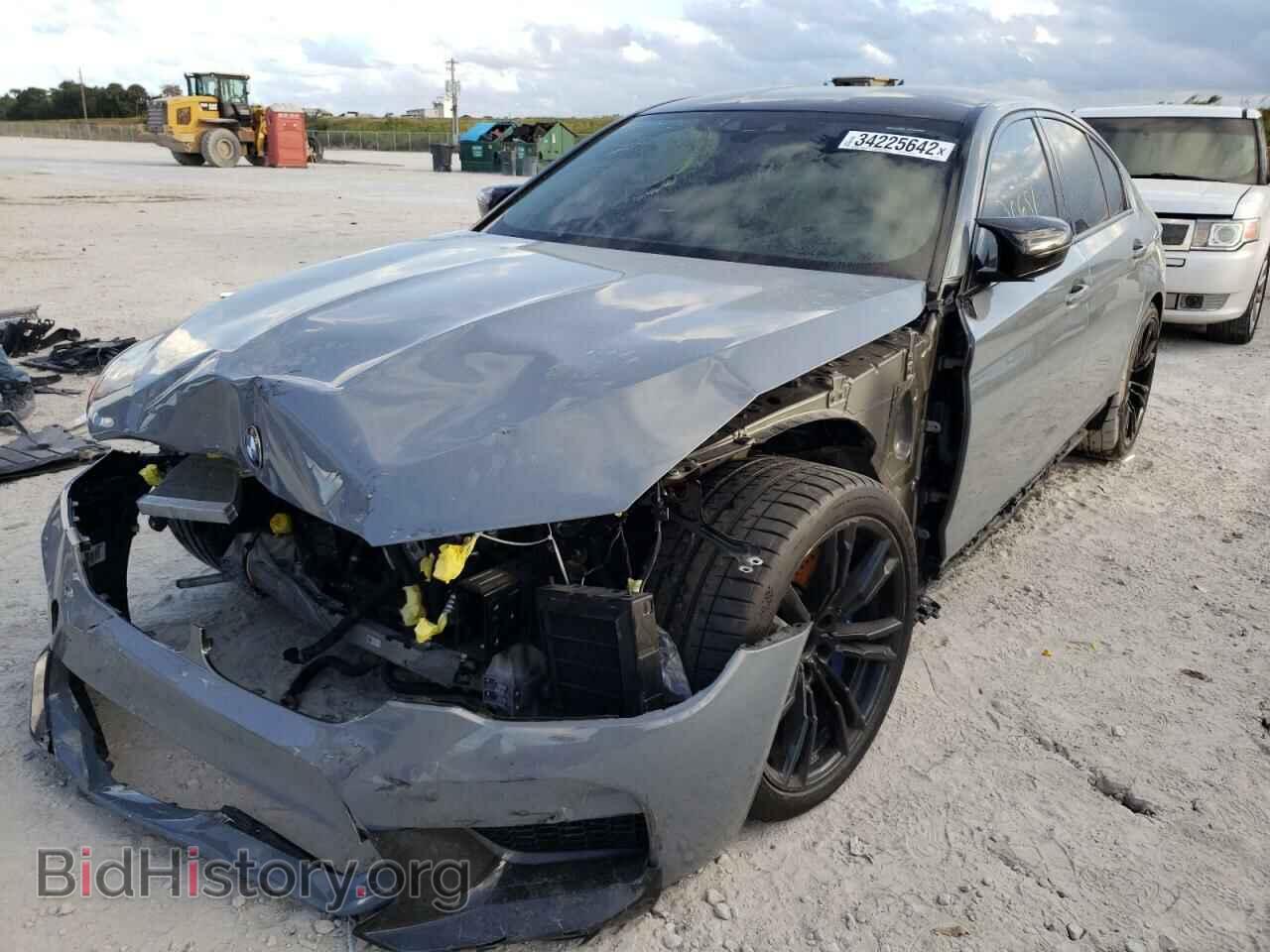 2019 BMW M5 - VIN: WBSJF0C57KB284415 - Фото 2