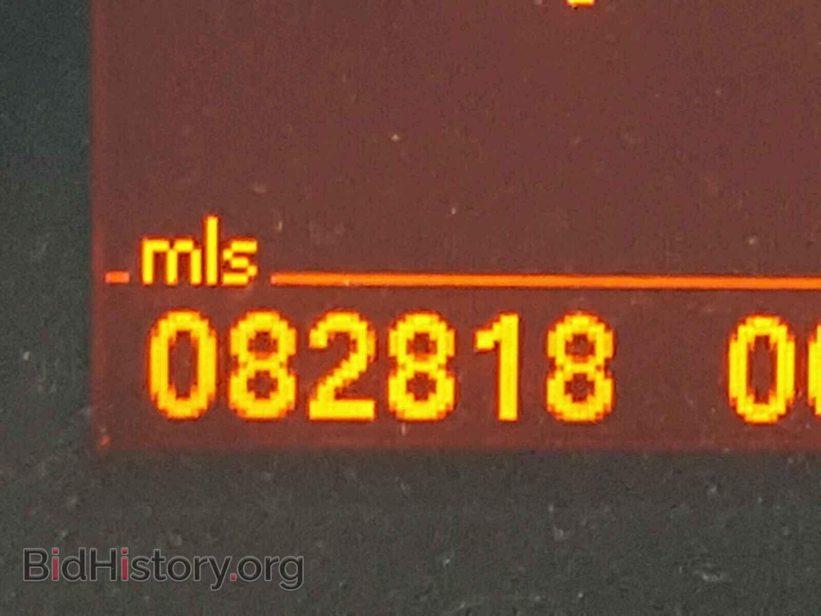 2014 BMW X1 - VIN: WBAVM1C51EVW48199 - Фото 8