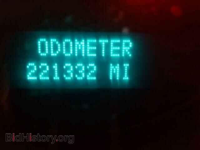 2007 CHEVROLET SILVERADO - VIN: 2GCEC19J671593568 - Фото 8
