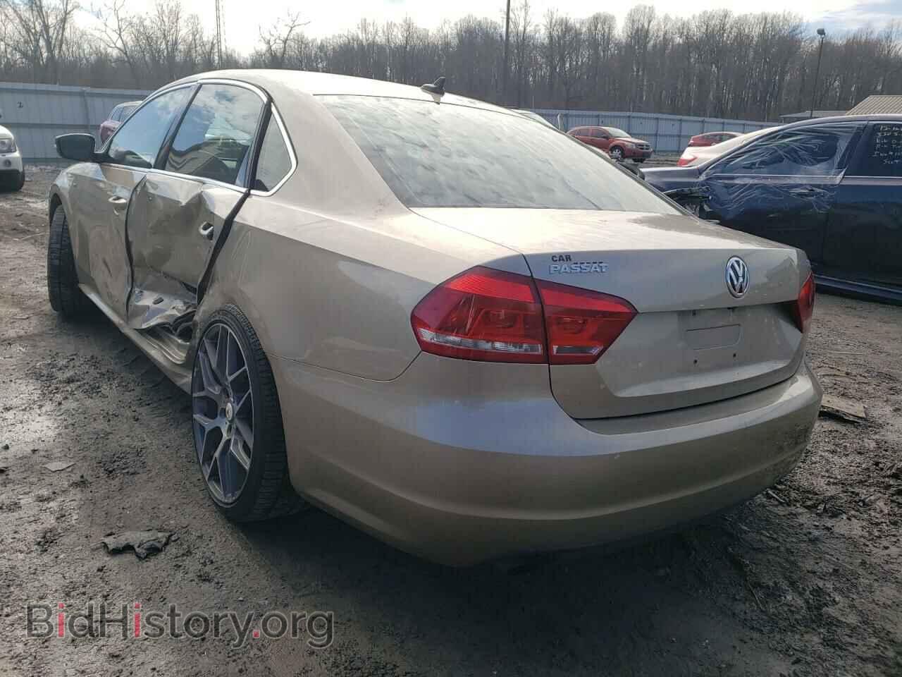 2015 VOLKSWAGEN PASSAT - VIN: 1VWAT7A34FC110258 - Фото 3