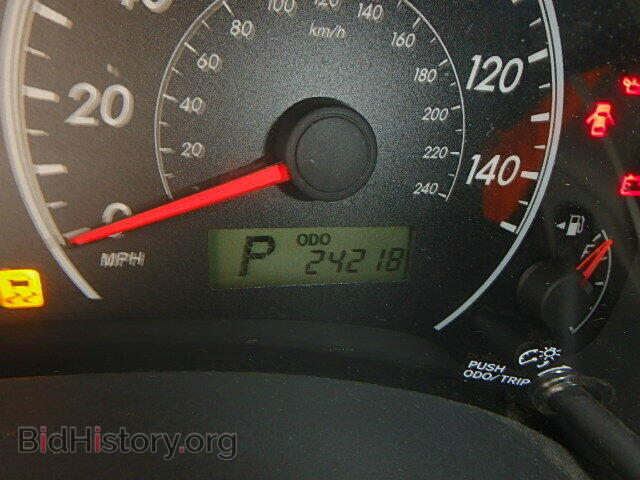 2011 TOYOTA COROLLA - VIN: 2T1BU4EE2BC643144 - Фото 8