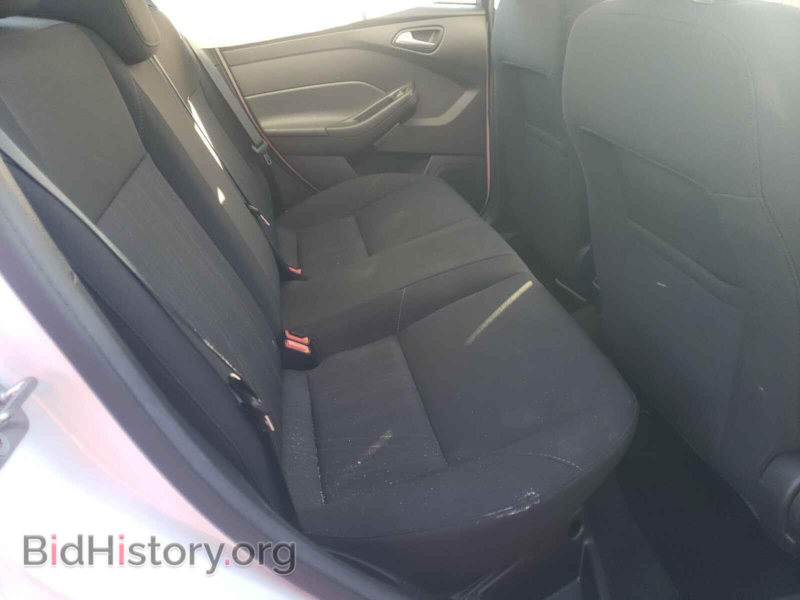 2017 FORD FOCUS - VIN: 1FADP3F26HL340793 - Photo 6