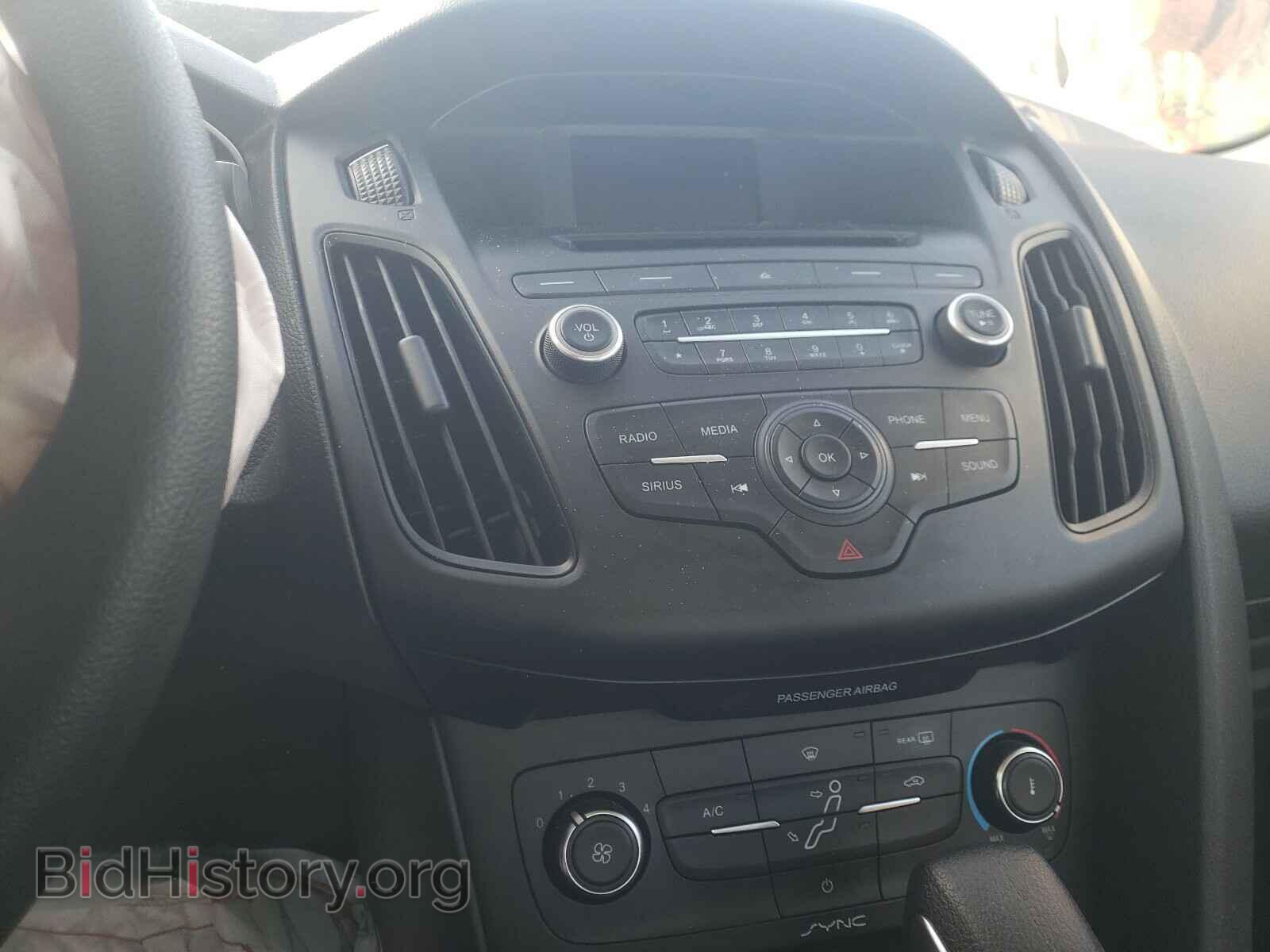 2017 FORD FOCUS - VIN: 1FADP3F26HL340793 - Photo 9