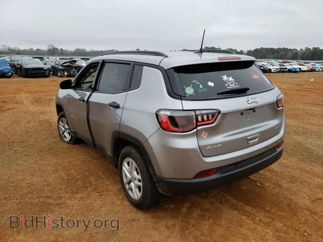 2017 JEEP COMPASS - VIN: 3C4NJDAB3HT667136 - Фото 3