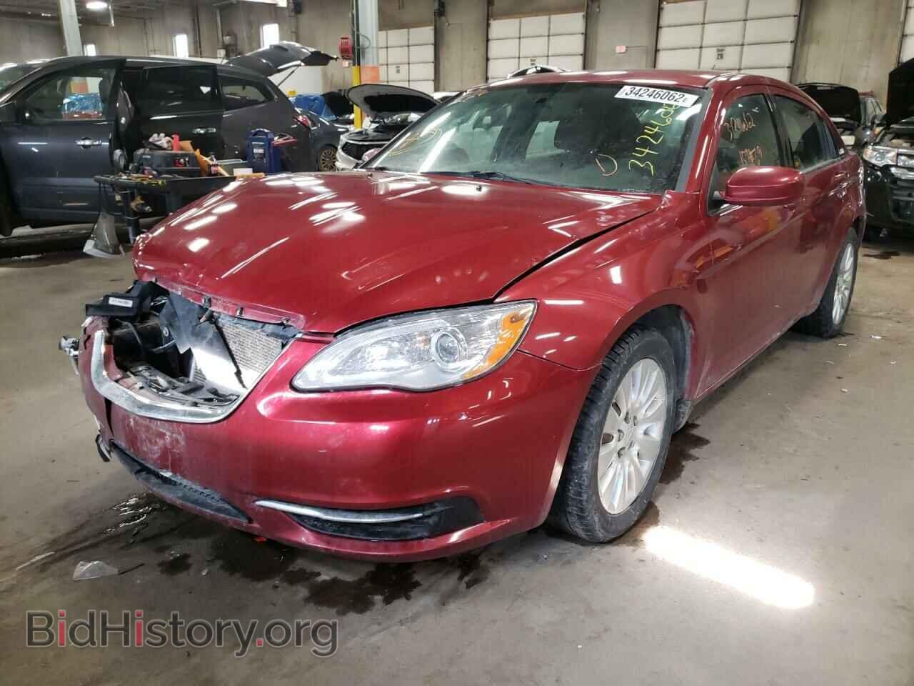 2014 CHRYSLER 200 - VIN: 1C3CCBAB6EN175979 - Фото 2