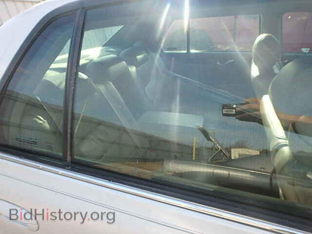 2000 CADILLAC DEVILLE - VIN: 1G6KF5797YU183753 - Фото 6