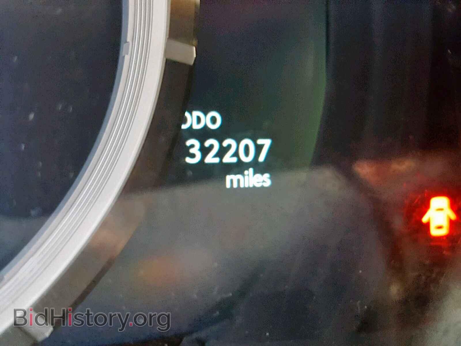 2017 LEXUS IS - VIN: JTHBA1D26H5038949 - Photo 8
