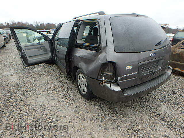 2006 FORD FREESTAR - VIN: 2FMZA51626BA05305 - Фото 3