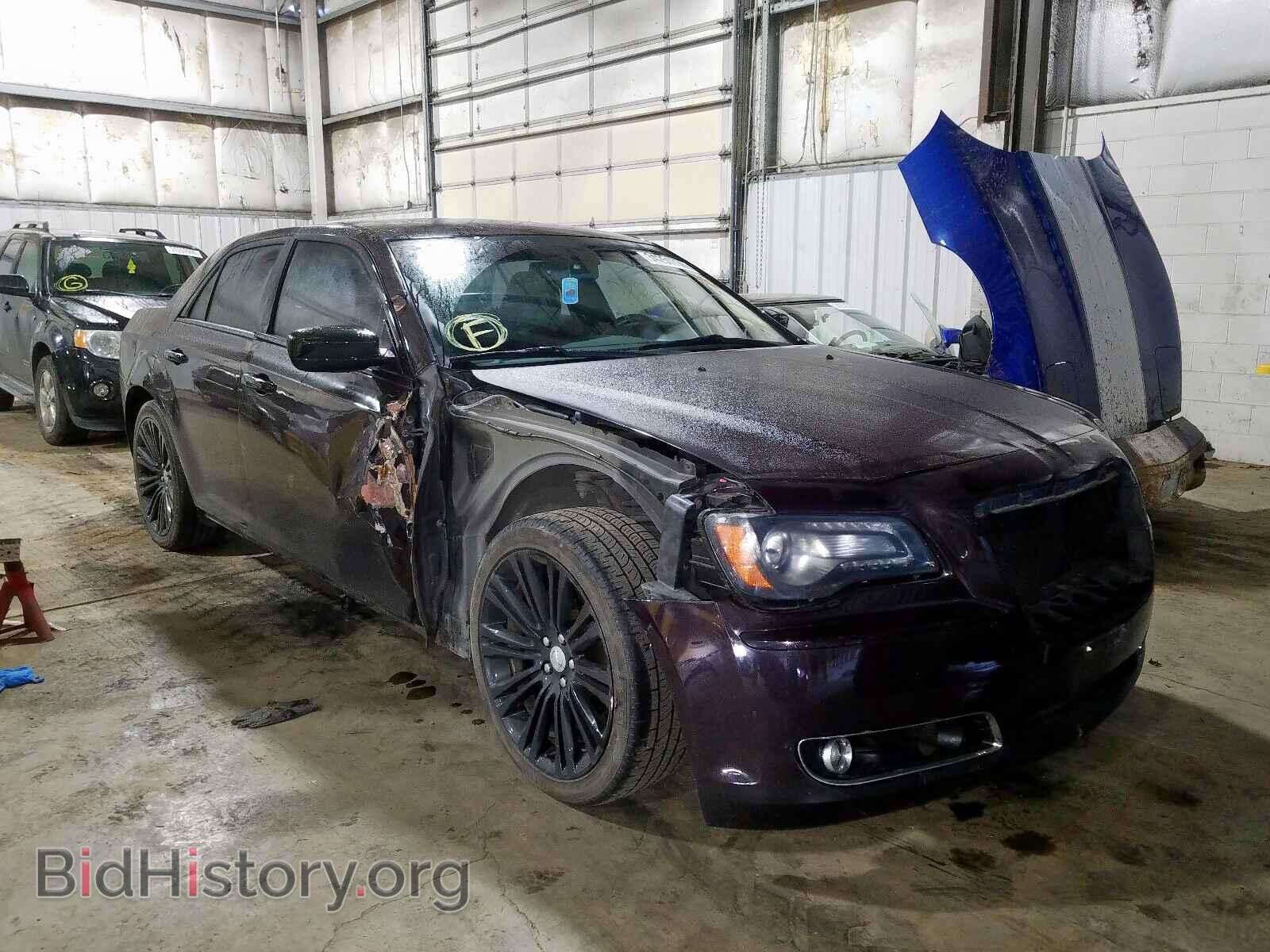 Фотография 2C3CCABG1CH140423 - CHRYSLER 300 2012