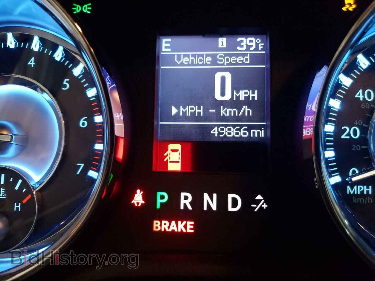 2011 CHRYSLER 300 - VIN: 2C3CA6CT4BH528940 - Фото 8