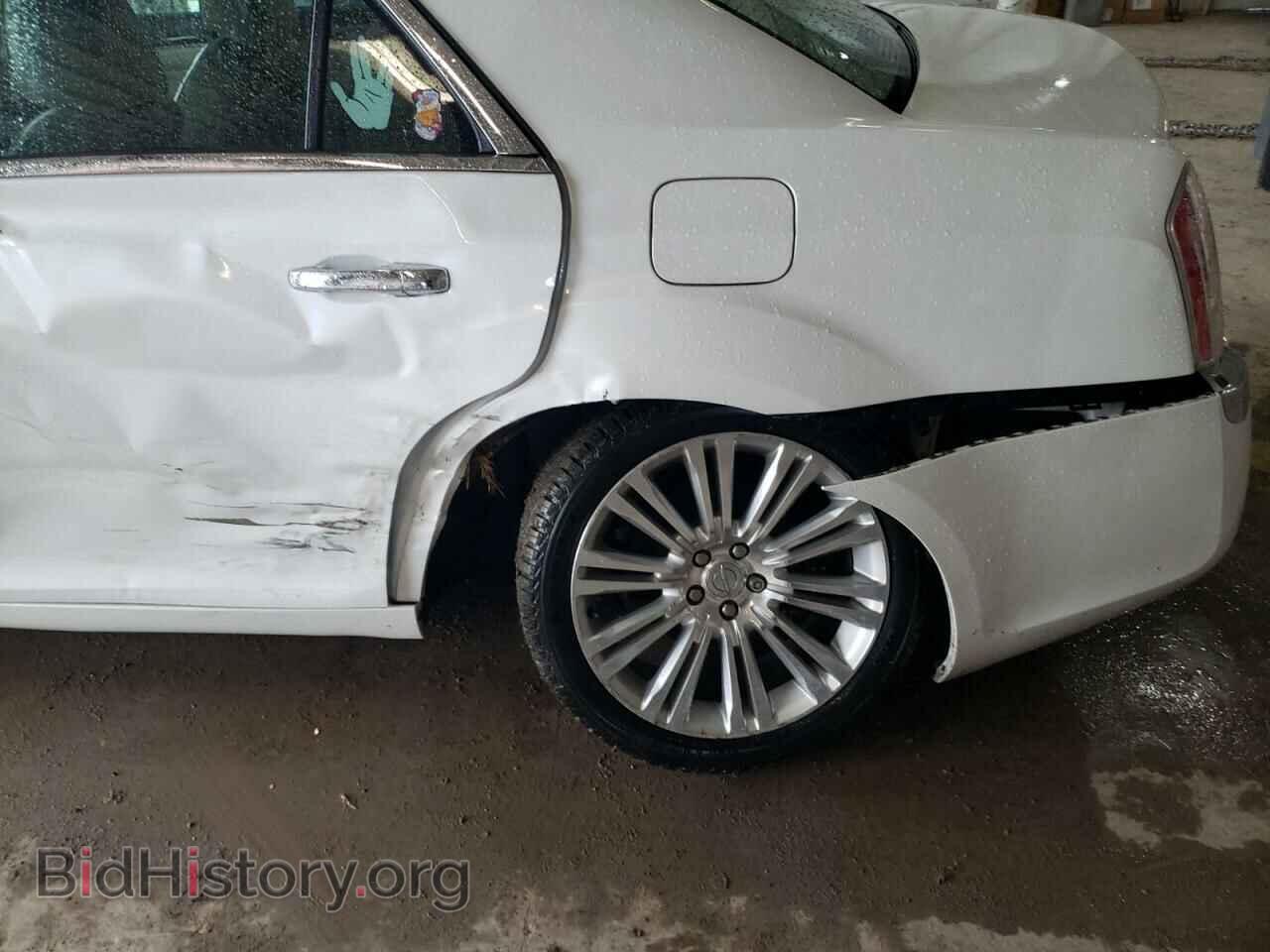 2011 CHRYSLER 300 - VIN: 2C3CA6CT4BH528940 - Фото 9