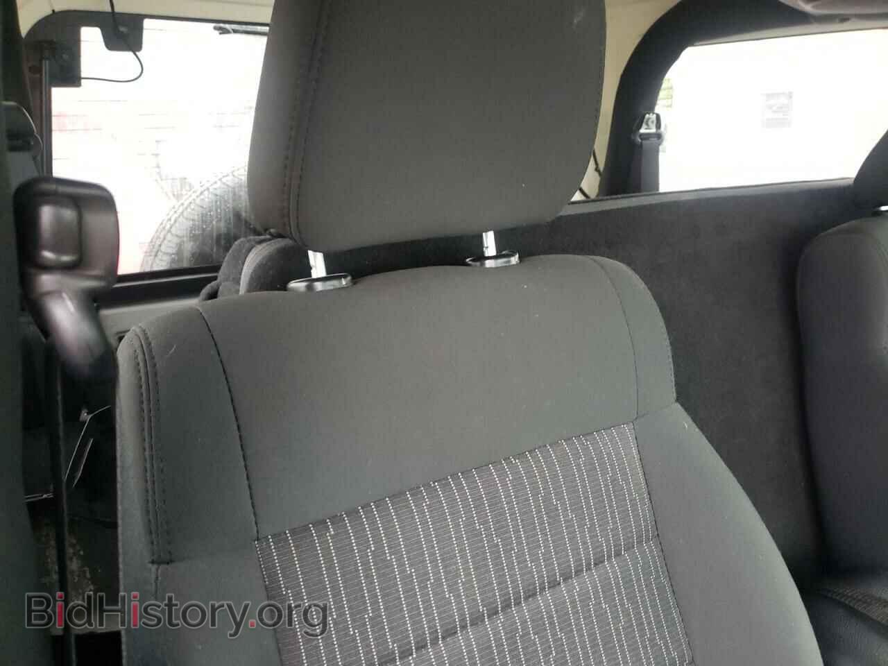 2011 JEEP WRANGLER - VIN: 1J4AA2D10BL596092 - Фото 6