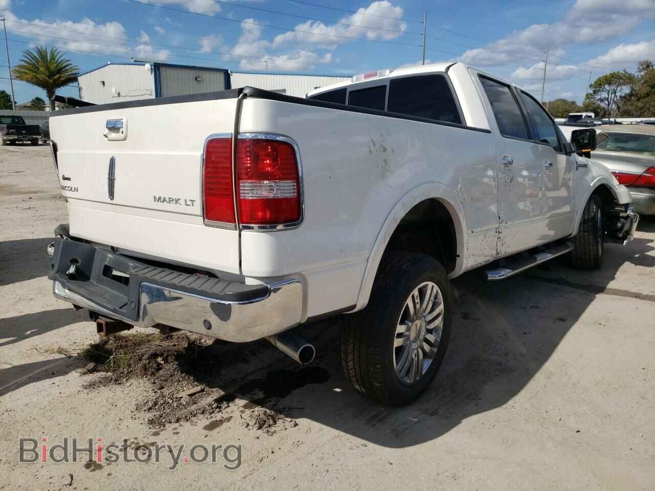 2008 LINCOLN MARK LT - VIN: 5LTPW18558FJ03469 - Фото 4