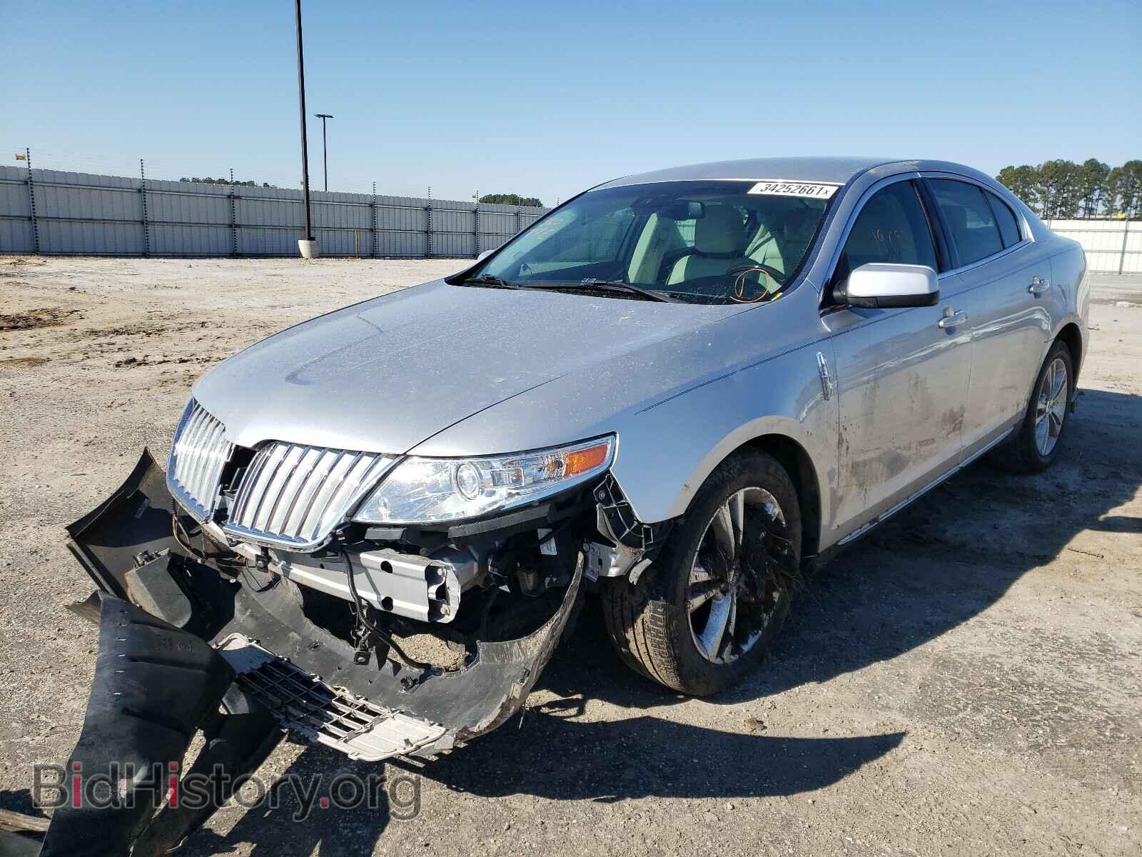 2011 LINCOLN MKS - VIN: 1LNHL9DR1BG614441 - Photo 2