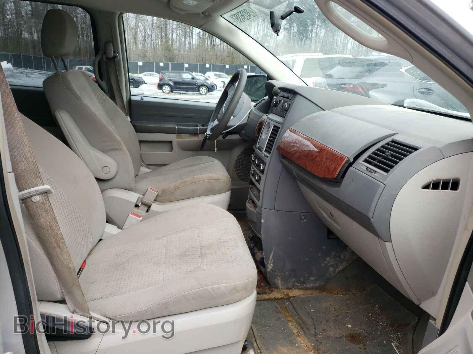 2009 CHRYSLER MINIVAN - VIN: 2A8HR44E79R557991 - Фото 5