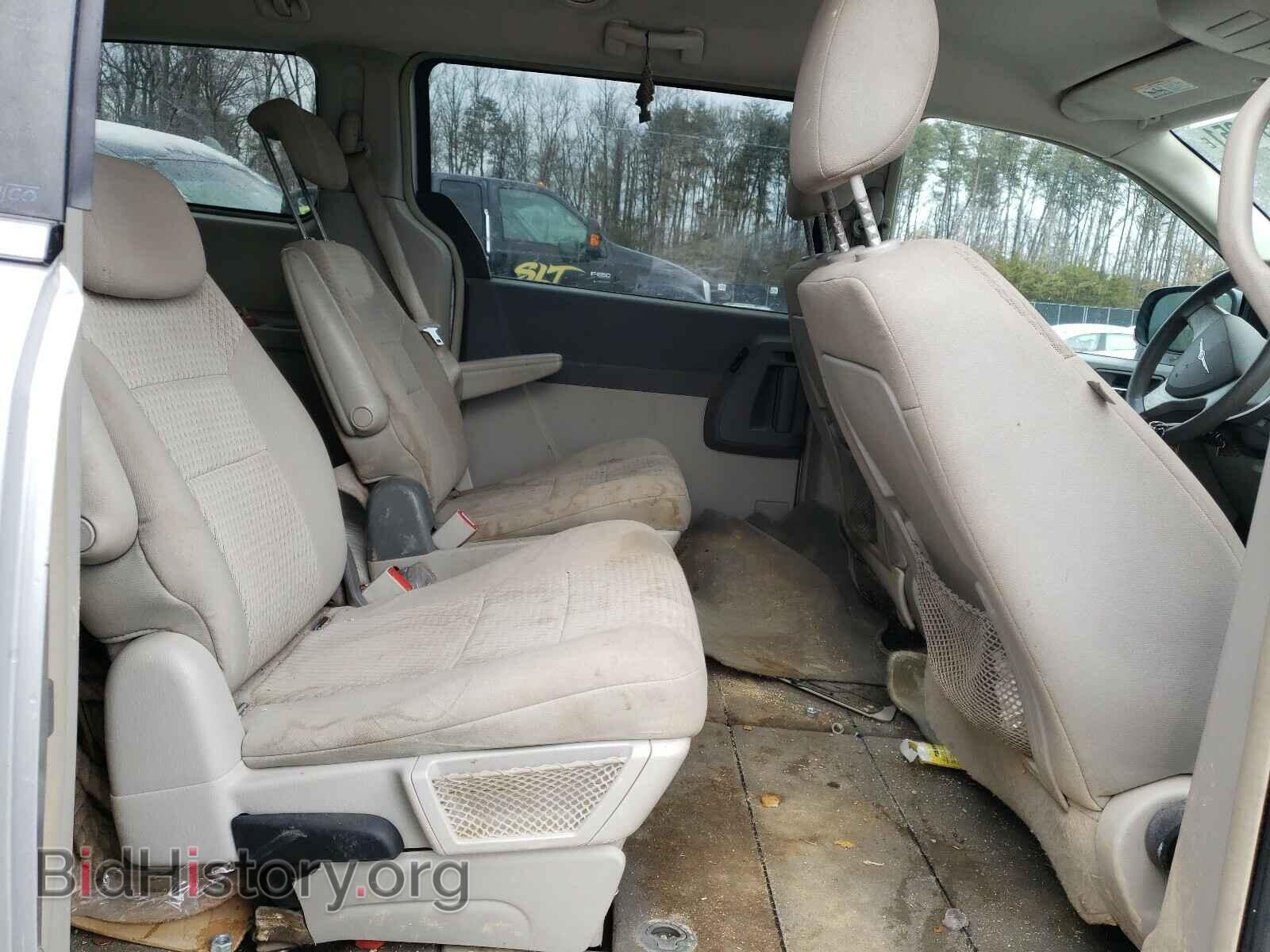 2009 CHRYSLER MINIVAN - VIN: 2A8HR44E79R557991 - Фото 6