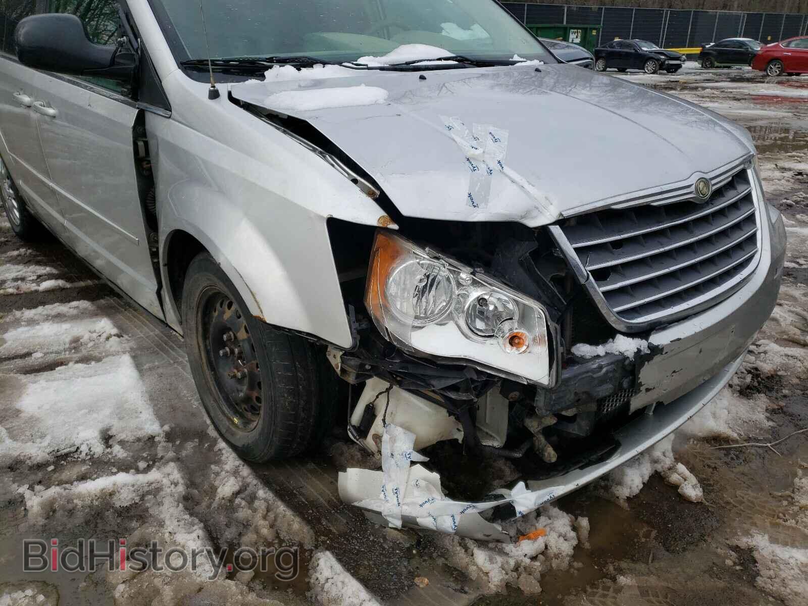 2009 CHRYSLER MINIVAN - VIN: 2A8HR44E79R557991 - Фото 9