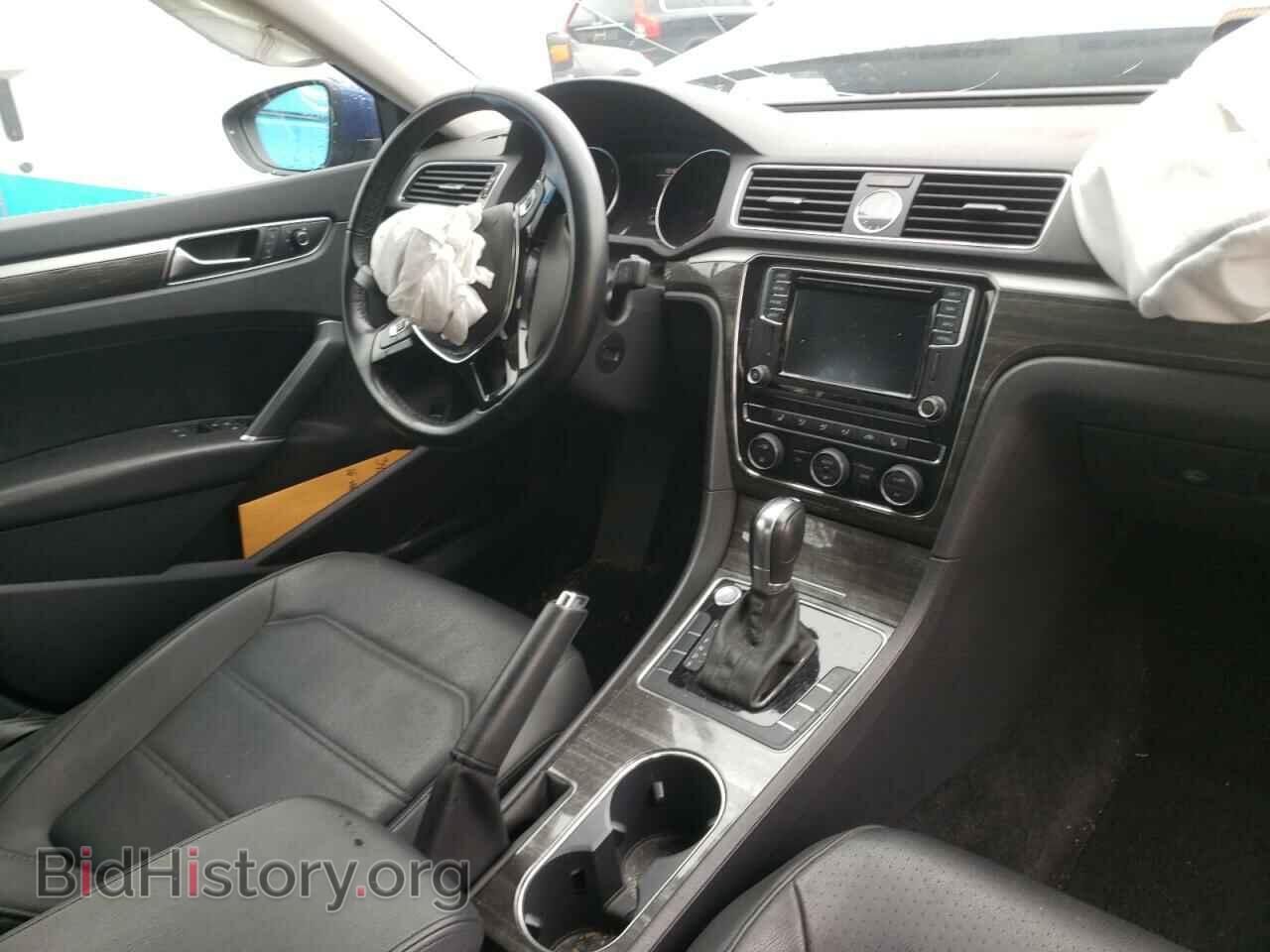 2016 VOLKSWAGEN PASSAT - VIN: 1VWBT7A32GC068596 - Фото 9