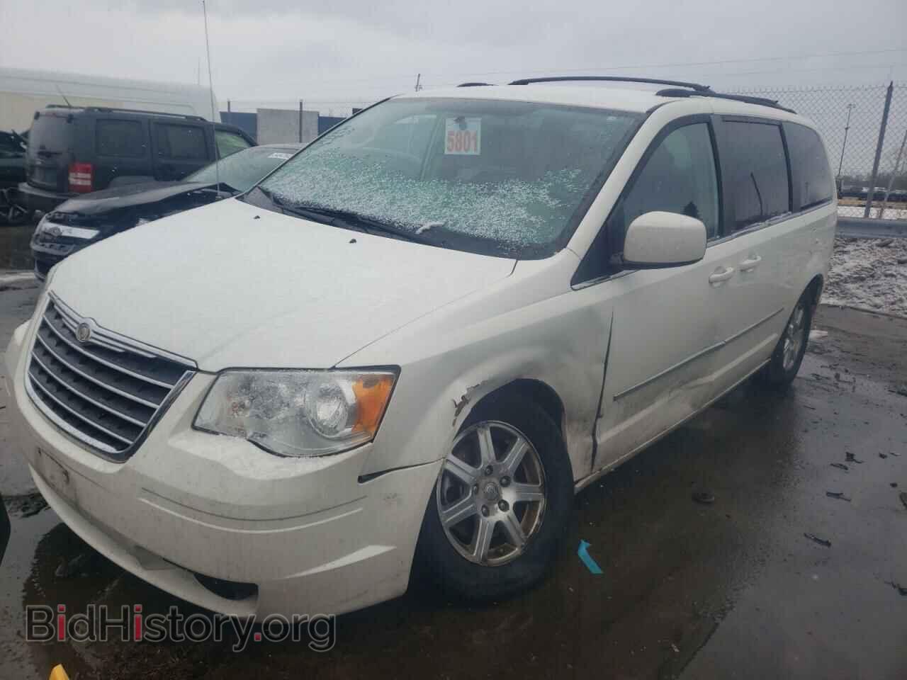 2010 CHRYSLER MINIVAN - VIN: 2A4RR5D11AR109629 - Фото 2