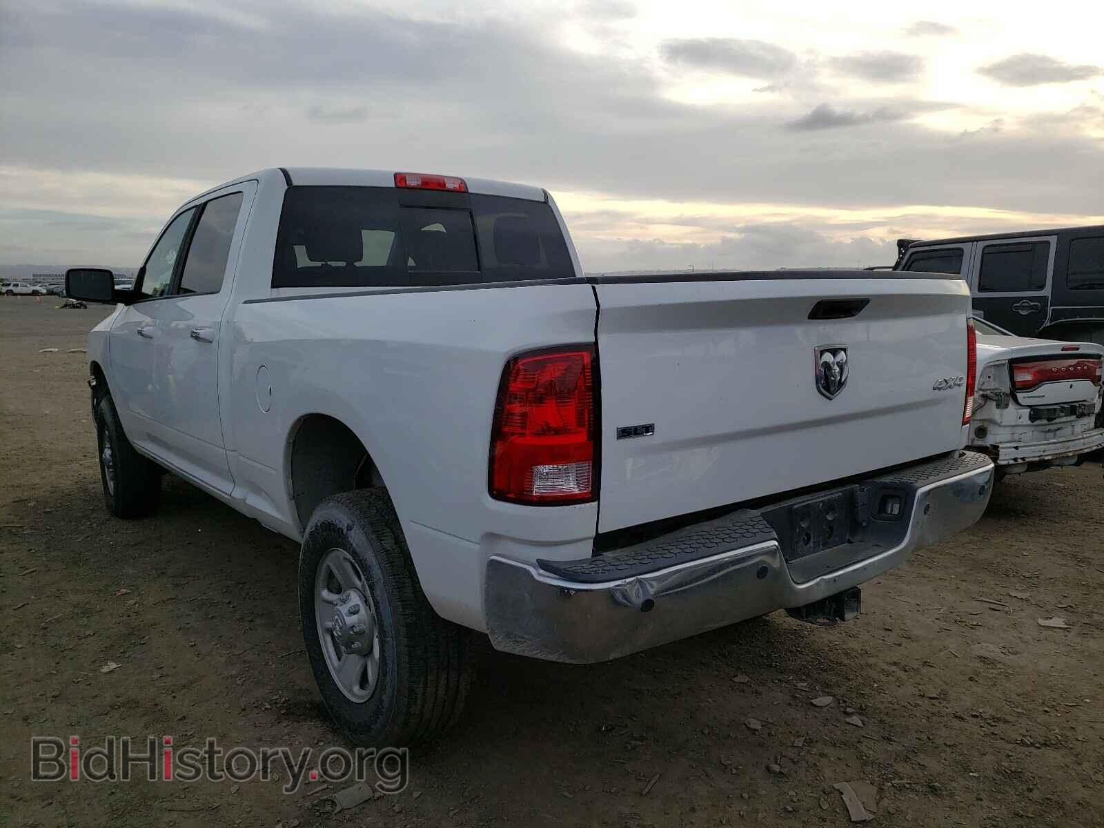 2018 RAM 2500 - VIN: 3C6UR5DL8JG242600 - Photo 3