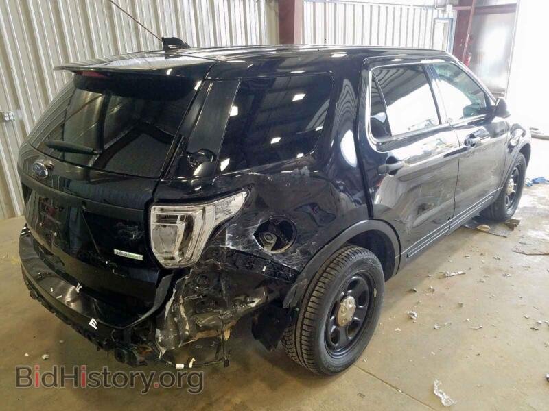 2016 Ford EXPLORER (VIN 1FM5K8AT1GGD04670) — photo 4 of 10
