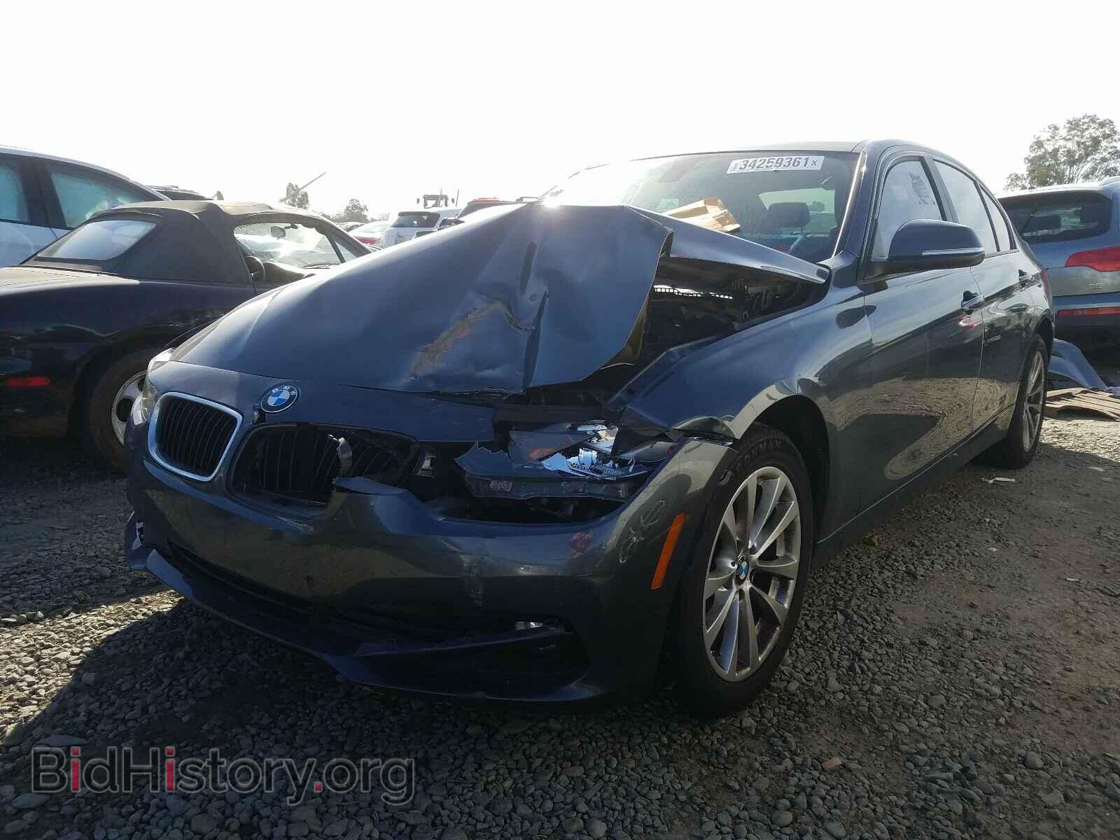 2016 BMW 3 SERIES - VIN: WBA8E1G51GNT37721 - Фото 2