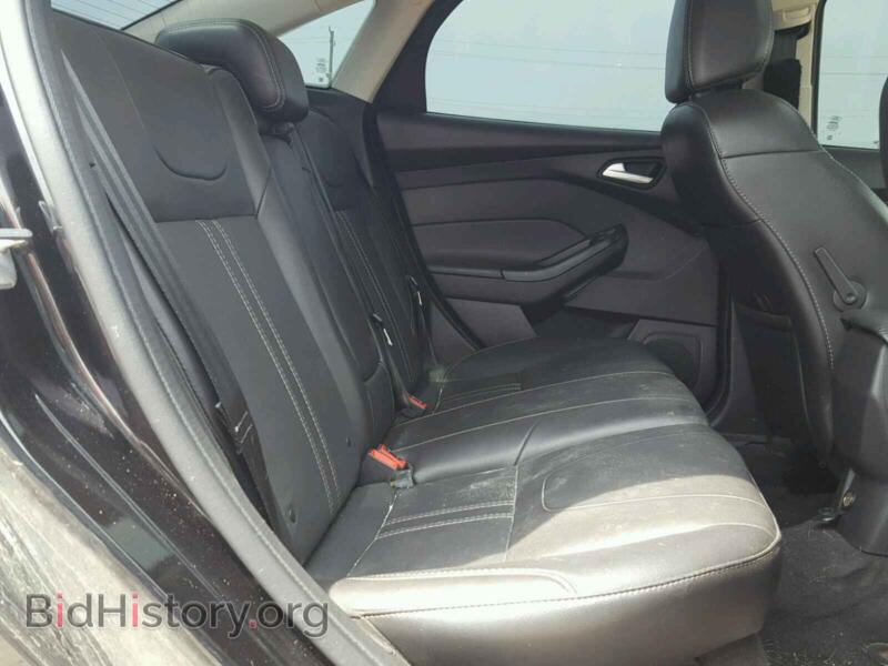 2014 Ford FOCUS (VIN 1FADP3F21EL151500) — photo 6 of 10