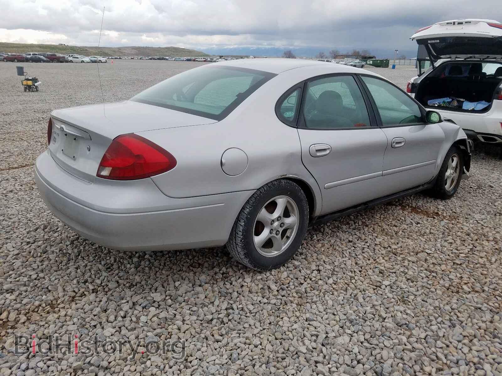 2002 FORD TAURUS - VIN: 1FAFP55242G275089 - Фото 4