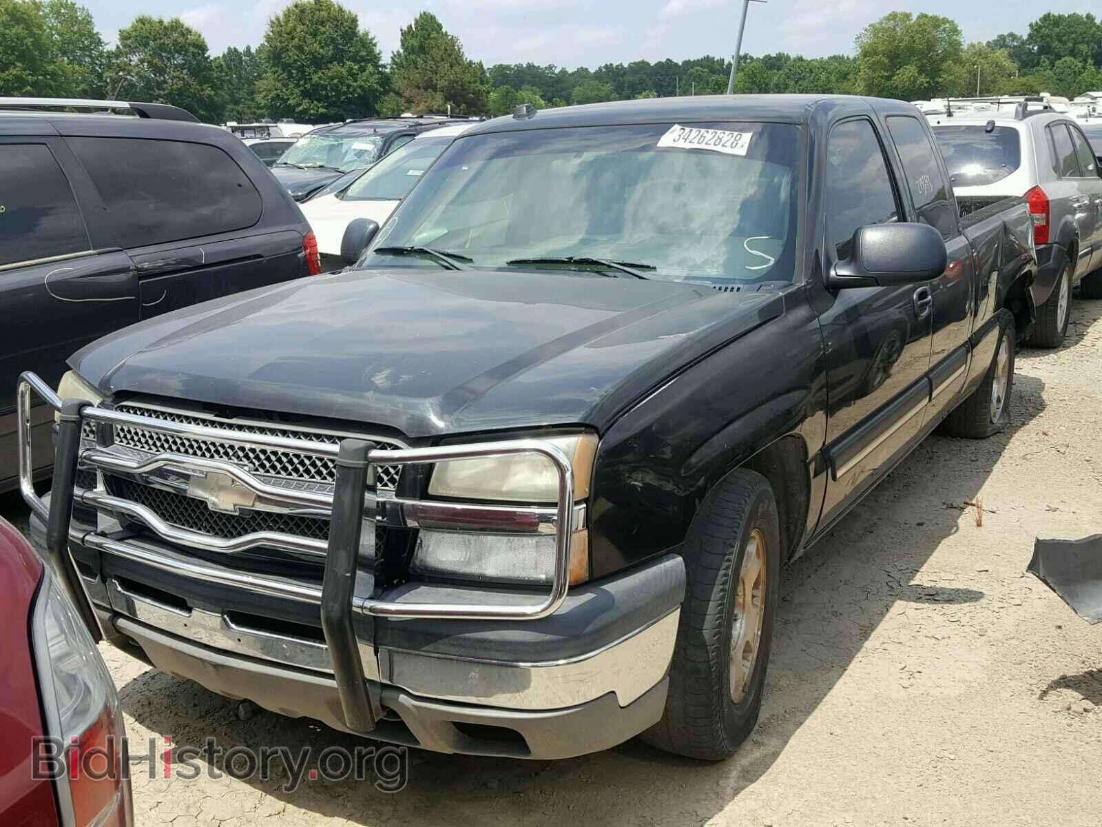 2005 CHEVROLET SILVERADO - VIN: 2GCEC19VX51324084 - Photo 2