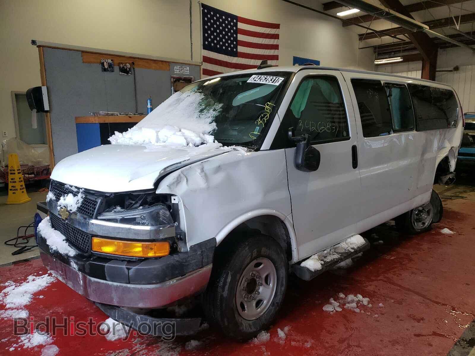 2019 CHEVROLET EXPRESS - VIN: 1GAZGPFP5K1147484 - Фото 2