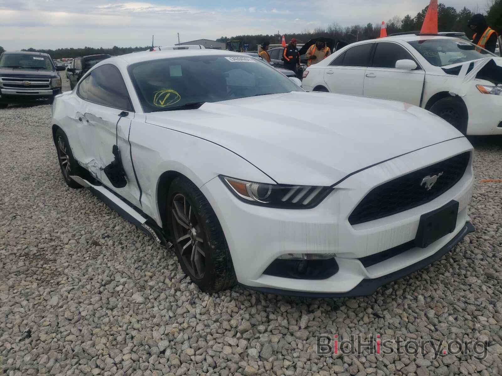 Photo 1FA6P8TH1G5302826 - FORD MUSTANG 2016
