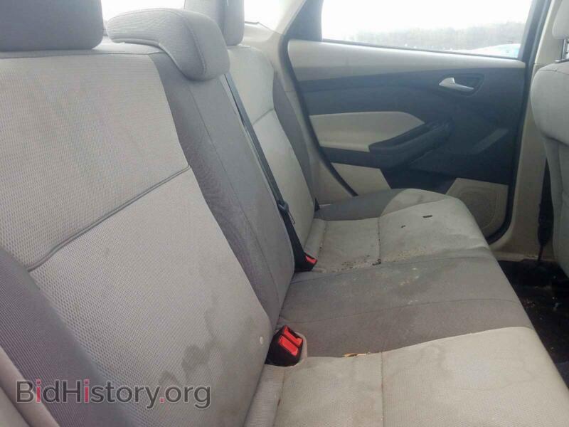 2013 Ford FOCUS (VIN 1FADP3F21DL230910) — photo 6 of 10