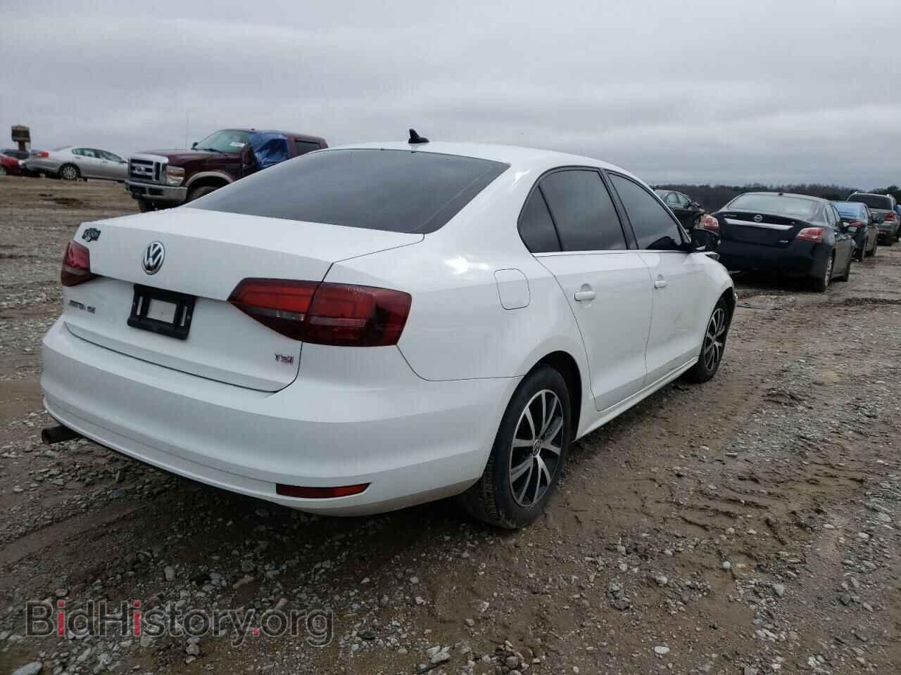 2017 VOLKSWAGEN JETTA - VIN: 3VWDB7AJ7HM217336 - Фото 4