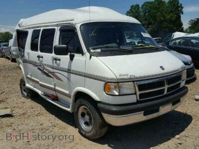 1997 Dodge RAM VAN RAM Van B2, белый — VIN 2B6HB21Y5VK603419, Copart