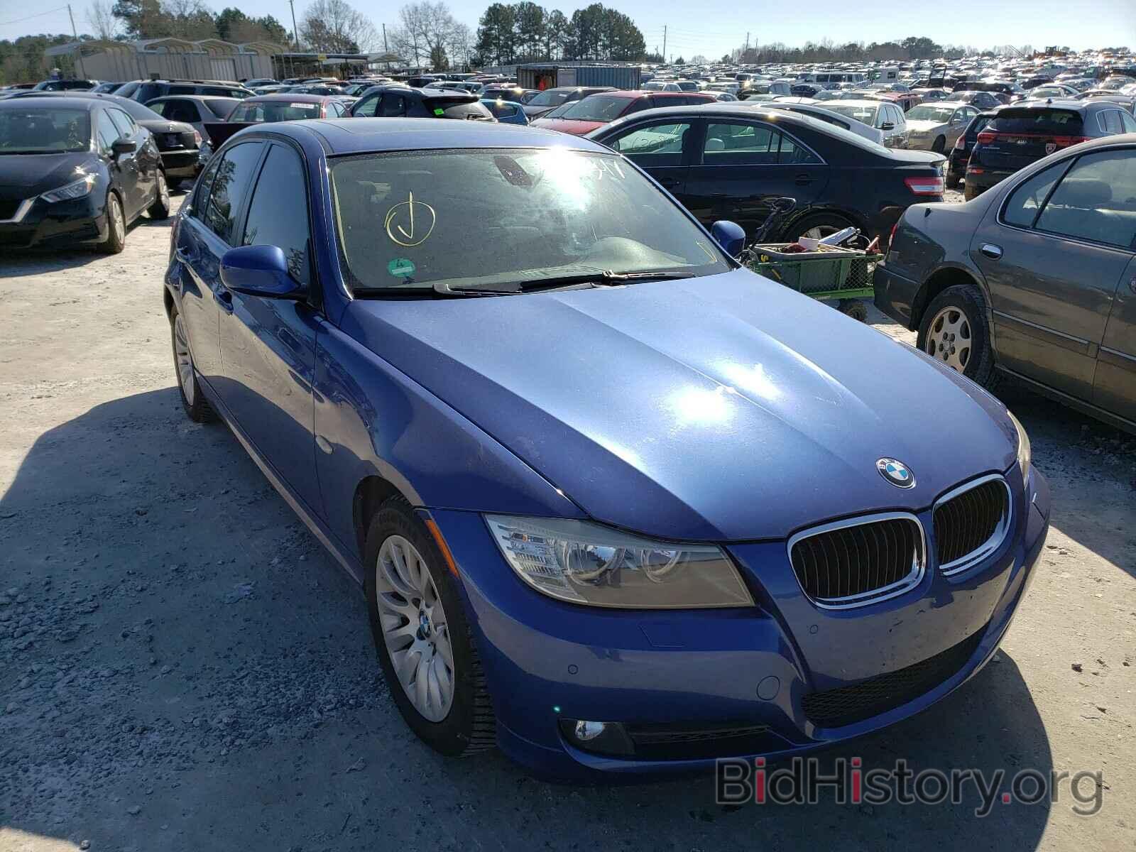 Photo WBAPH73559A171077 - BMW 3 SERIES 2009