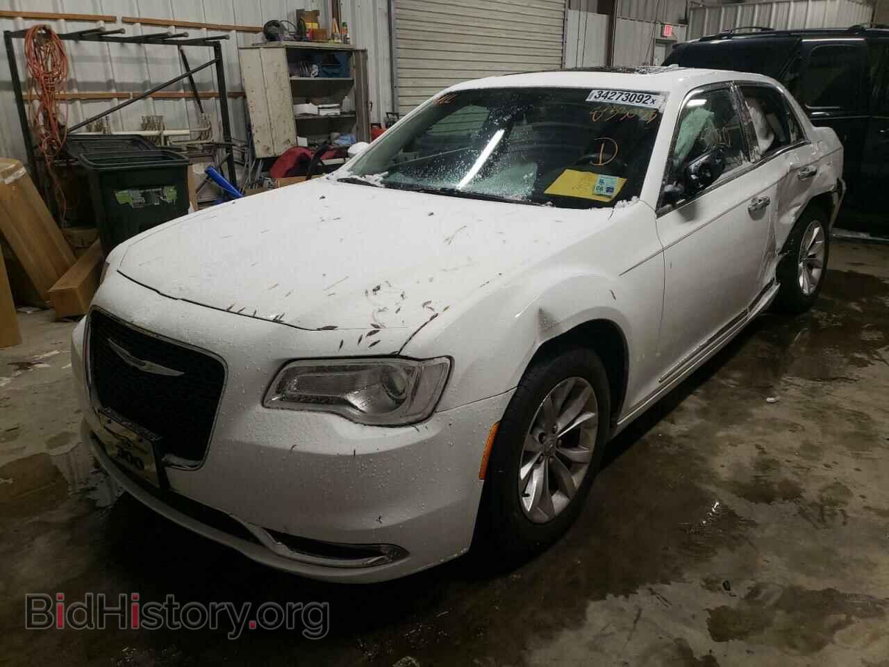 2015 CHRYSLER 300 - VIN: 2C3CCAAG5FH833033 - Фото 2