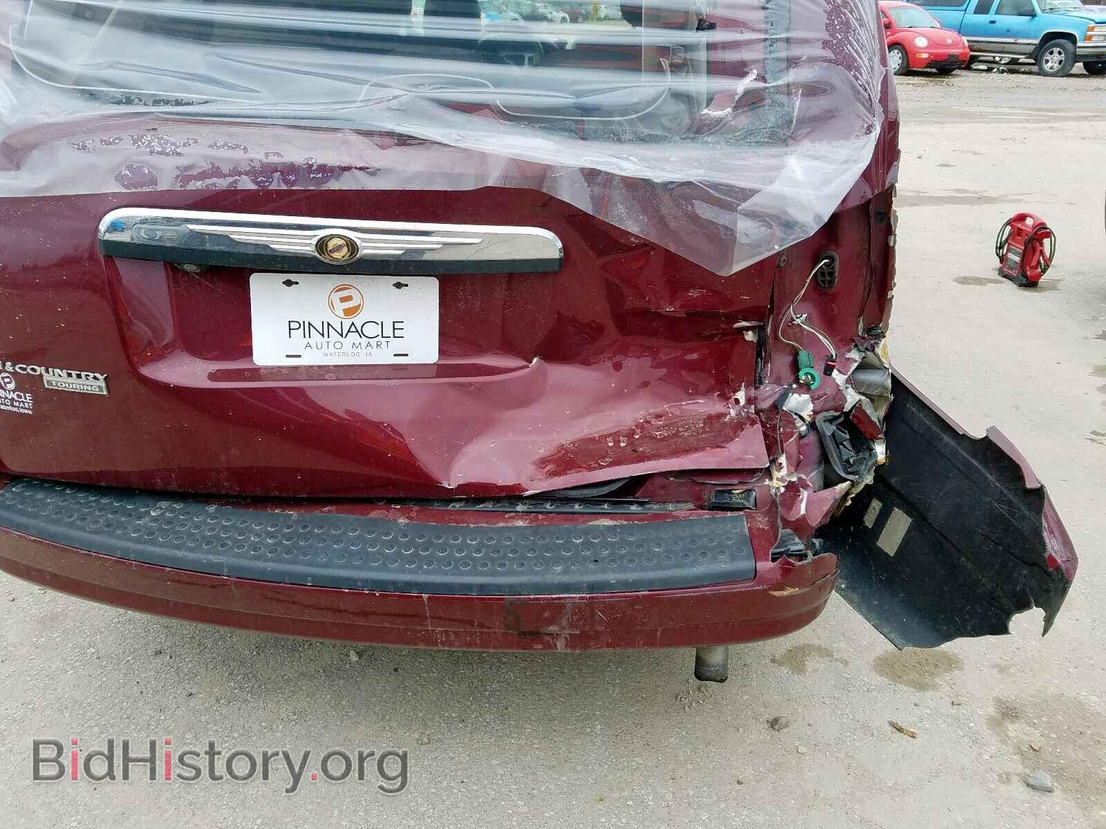 2008 CHRYSLER MINIVAN - VIN: 2A8HR54P98R651795 - Фото 9