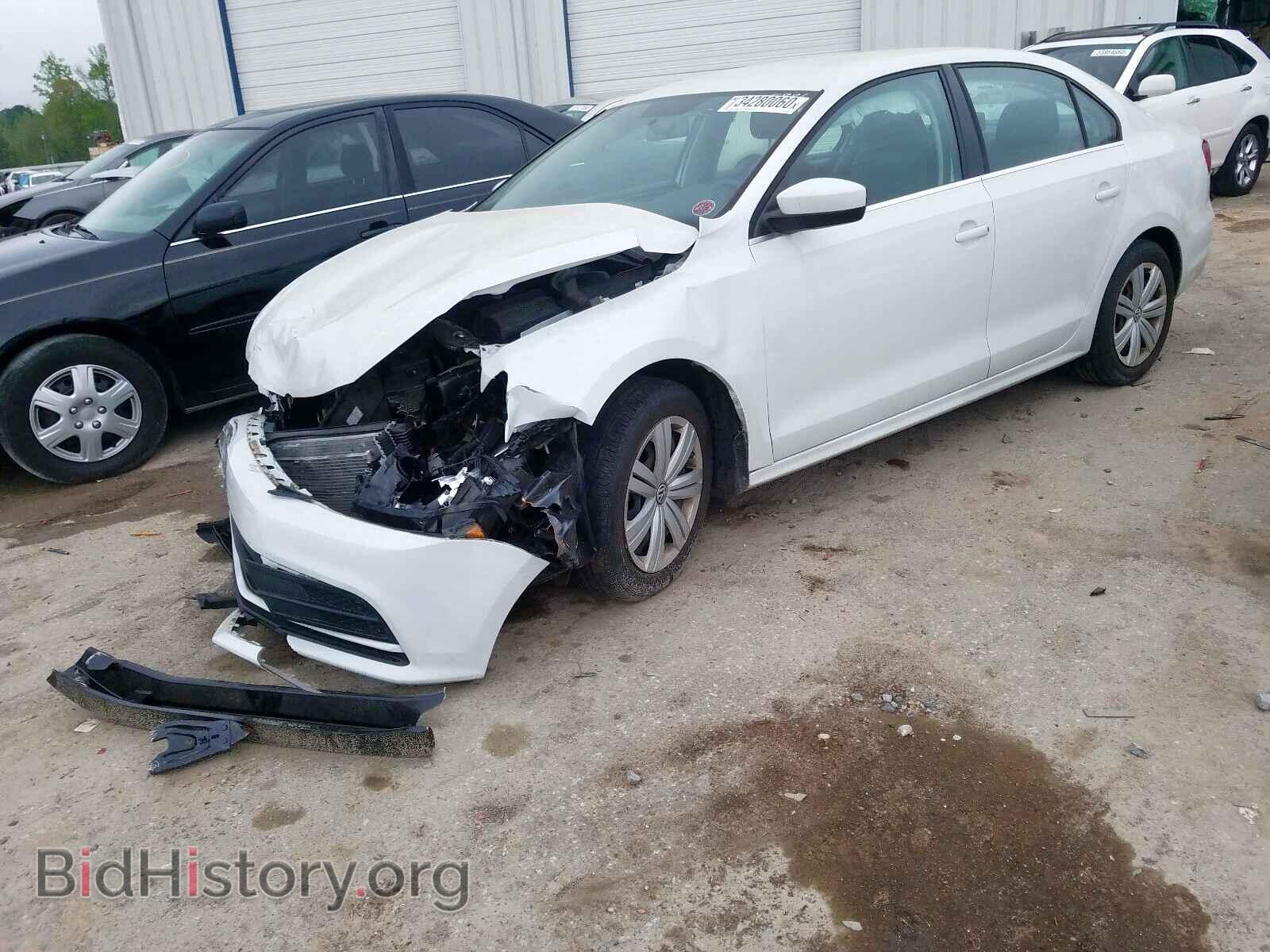 2017 VOLKSWAGEN JETTA - VIN: 3VW2B7AJ8HM282932 - Photo 2