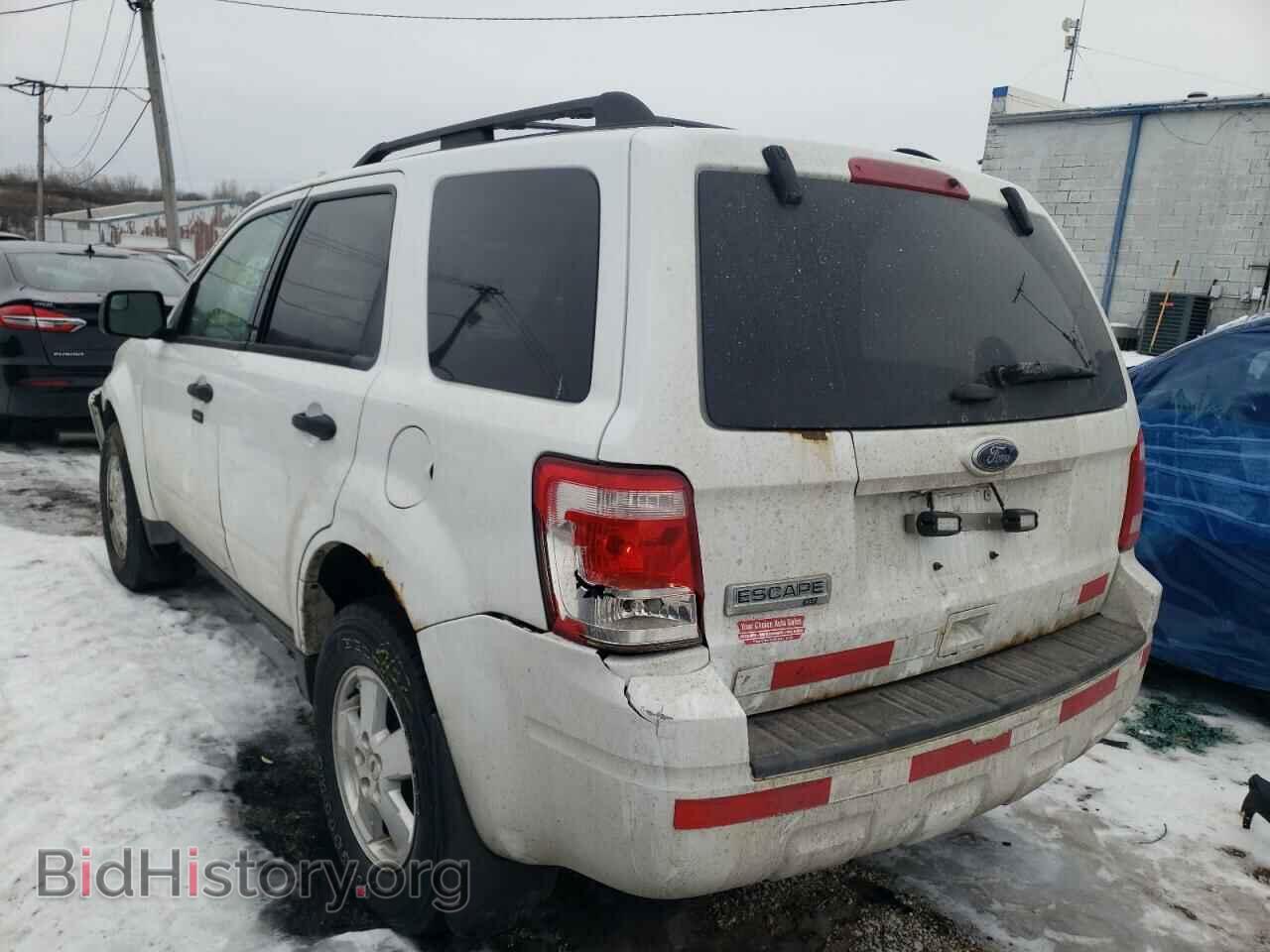 2011 FORD ESCAPE - VIN: 1FMCU9D71BKC24328 - Фото 3
