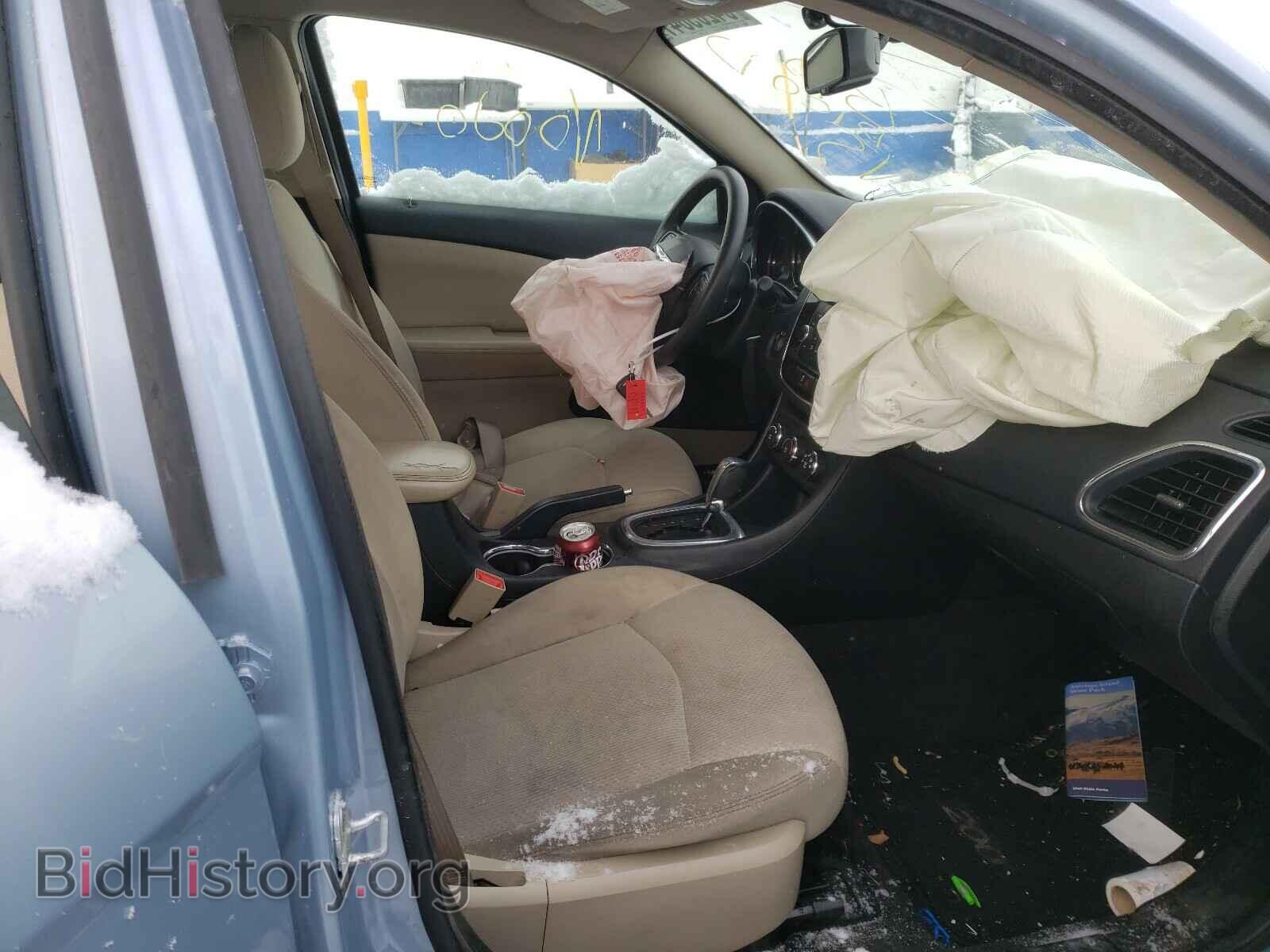 2012 CHRYSLER 200 - VIN: 1C3CCBAB6CN143109 - Фото 5