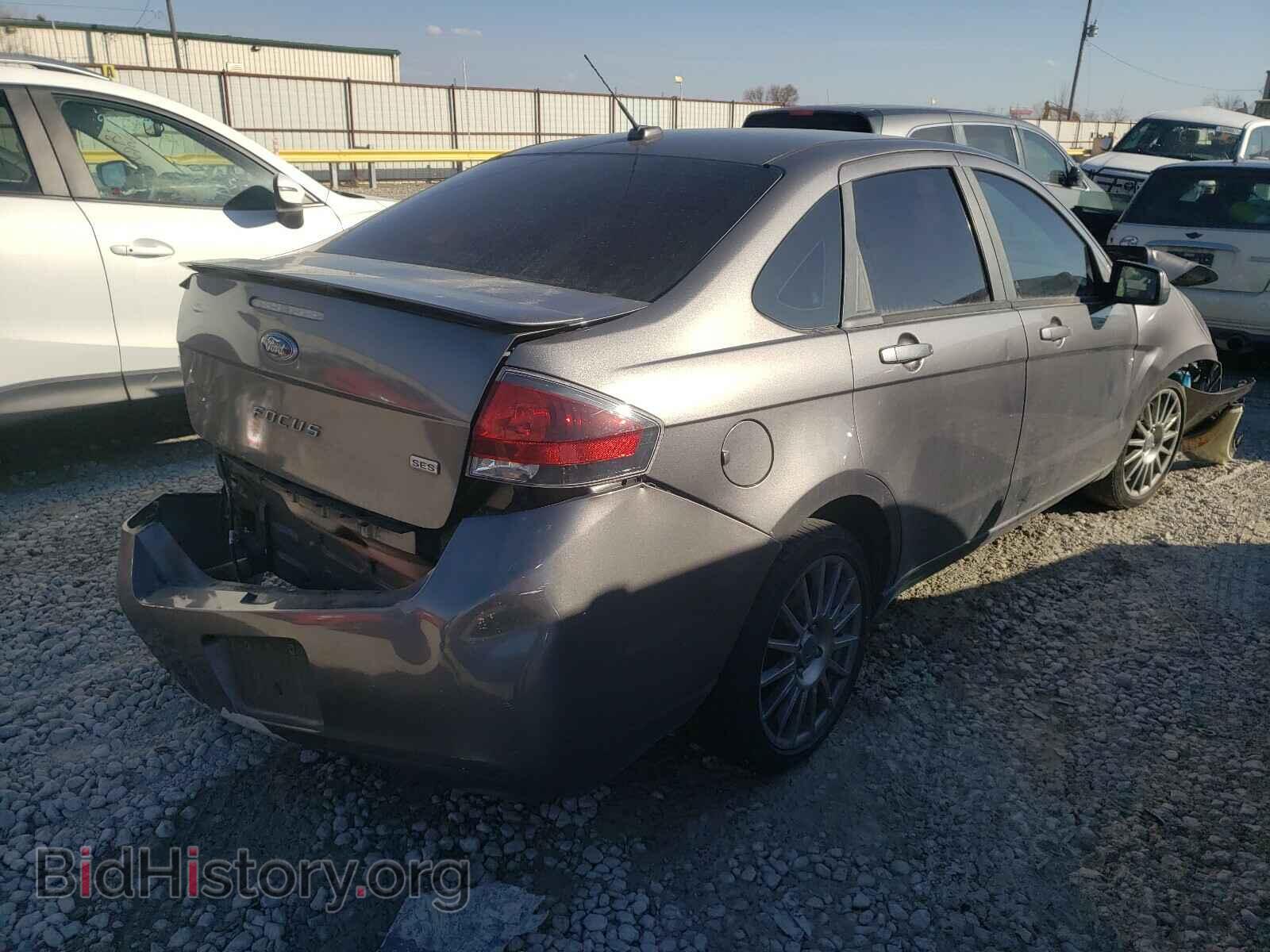 2011 FORD FOCUS - VIN: 1FAHP3GN7BW190838 - Photo 4