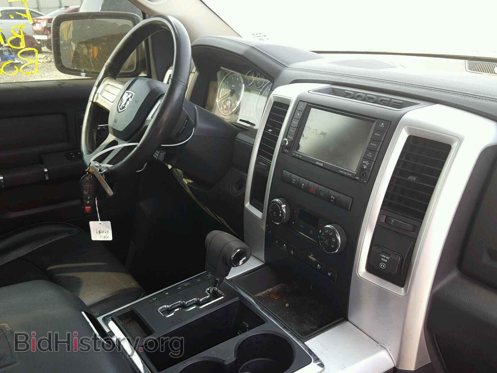 2011 DODGE RAM 1500 - VIN: 1D7RB1CT6BS579635 - Фото 9