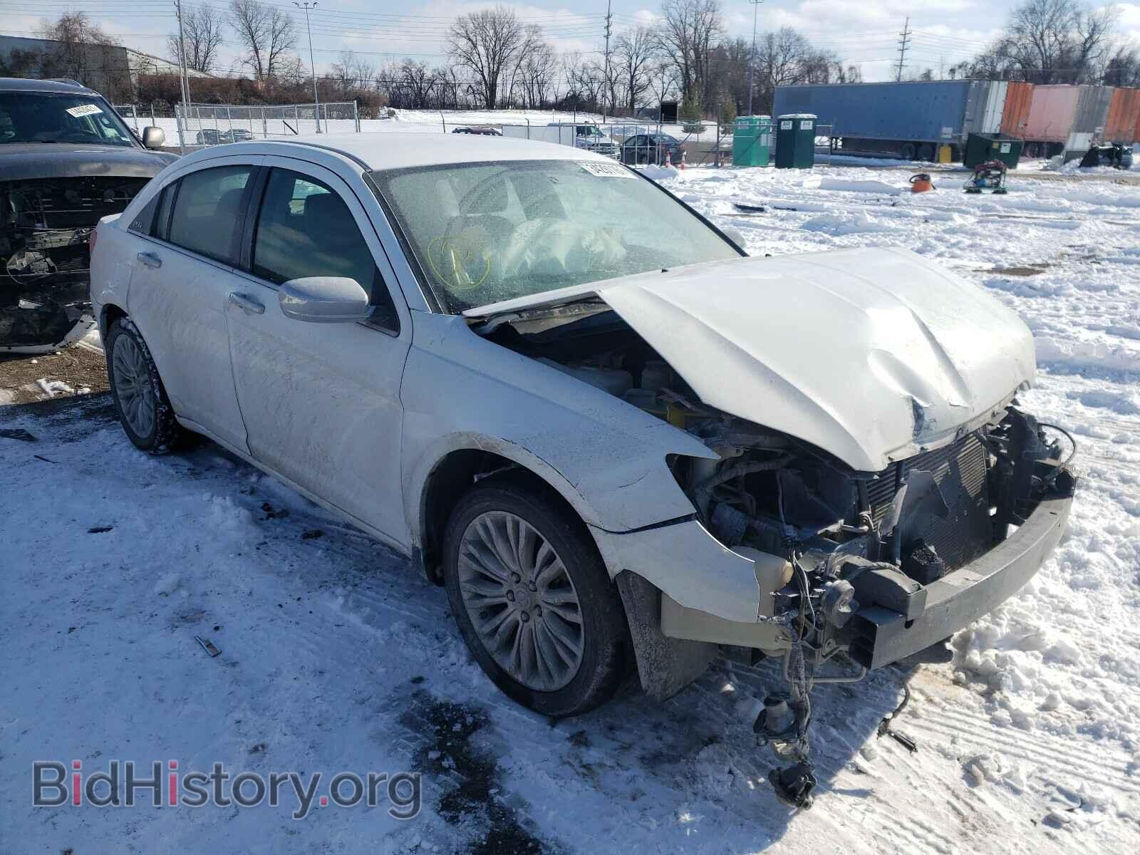 Photo 1C3BC2FB7BN600724 - CHRYSLER 200 2011