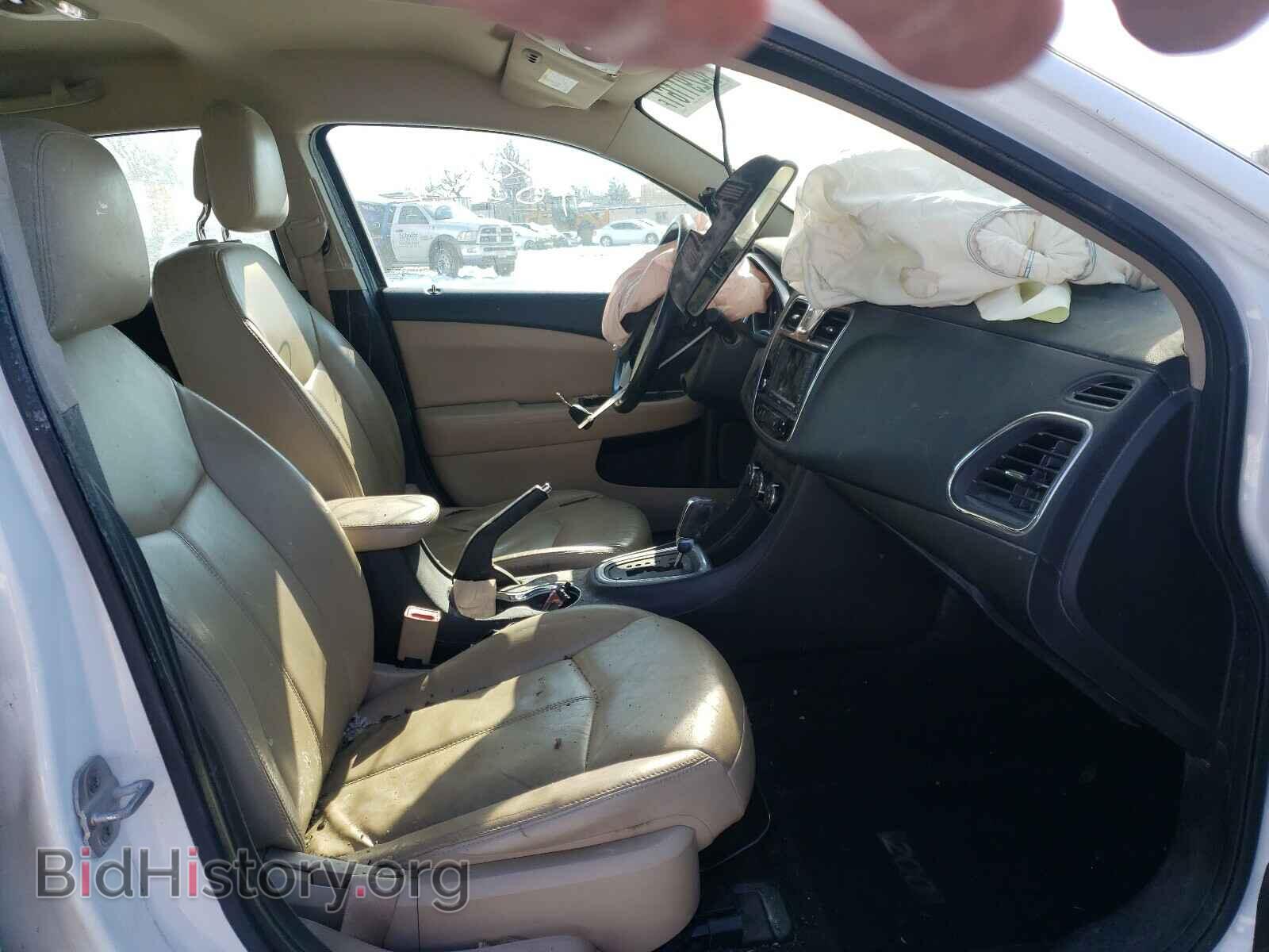 2011 CHRYSLER 200 - VIN: 1C3BC2FB7BN600724 - Фото 5